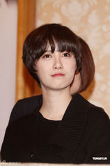 高清图：《绝对达令》开机 吴尊具惠善相视害羞