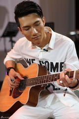 组图：陈楚生携好友做客《明星Do In Style》