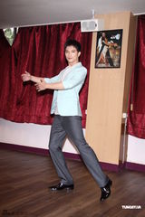 组图：邱泽挑战舞蹈 赖雅妍新欢旧爱难取舍