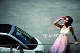 幻灯图：曹曦文香车大片曝光  性感高贵仿若车中之王