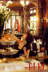 组图：范冰冰《ELLE》封面大片性感华贵霸气风范