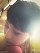 组图：朴树娇妻吴晓敏自拍照展文艺气质