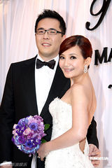 组图：梁静茹台北婚宴秀恩爱 前男友玛莎未出席