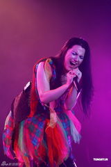 组图：美国摇滚乐队Evanescence赴香港演出