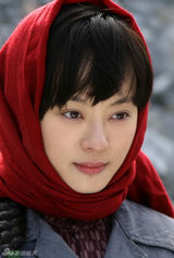 组图：《小姨多鹤》孙俪眼神飚戏展现独特魅力