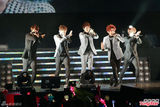 组图：BEAST、4Minute、A Pink三组合香港开唱