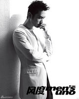 组图：黄晓明佛罗伦萨写真大片阳光帅气