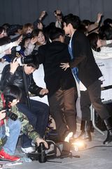 高清组图：首届GaonChart颁奖礼众星亮相红毯