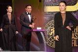 2012明星盘点组图：那些性感万分的娱乐瞬间