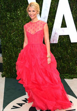高清组图：奥斯卡派对克莱尔-丹妮斯玫红色礼服