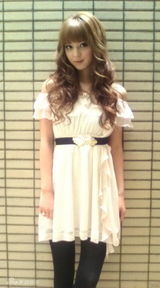 幻灯图集：日本人气美女佐佐木希生活照集锦