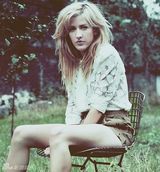 高清图：英伦新星埃利-古尔丁气质写真