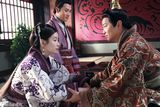 组图：《凤凰牡丹》谭耀文蒋毅上演夺爱之战