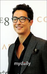 组图：韩艺人丹尼尔亨利担任健身俱乐部形象大使