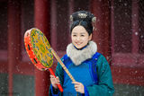 组图：乔乔《美人无泪》造型变迁挑战年龄跨度
