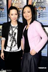 幻灯图：邓萃雯录制主题曲 关心妍未签约新公司 