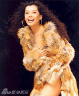 组图：赵欣瑜多张性感旧照曝光 与王菲那英交好