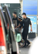 组图：吉克隽逸男友正面照曝光 好声音前已相恋