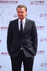 组图：莱昂纳多梁朝伟赵薇等齐聚青岛