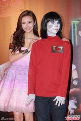 高清组图：吴千语叹没空庆生 与林峰情侣同台