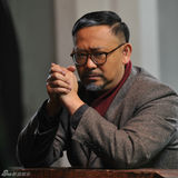 组图：姜武《誓言今生》跨年龄演可爱老头