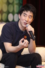 组图：房祖名任无偿献血大使 年底发新专辑