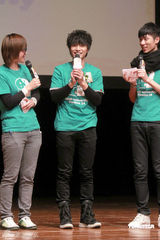 幻灯图：陈柏宇饿肚任饥馑大使 曾尝试40小时不进食