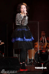 高清组图：王菀之不计前嫌原谅好友 张敬轩因病失约