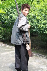 组图：颜丙燕变身“假小子” 冲动变理性拒绝闪婚