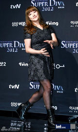 组图：仁顺伊等出席主妇选秀节目发布会