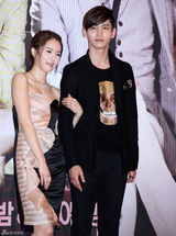 组图：东方神起昌珉宣传新剧 李妍熙刘荷娜低胸性感