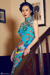 组图：邬君梅优雅旗袍写真 用灵魂演绎中国女人