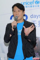 组图：黎明下月秘拍《杨贵妃》 换血风波不回应