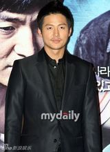 组图：《无法挽回》媒体首映 李廷镇金泰宇等出席