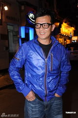 组图：曾志伟庆五十八岁生日 成龙等众好友出席