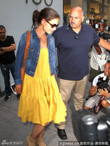 组图：凯蒂见律师 传克鲁斯试图避免上法庭