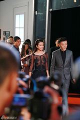 组图：众星捧场ELLE之夜 徐峥夫妇破婚变传闻