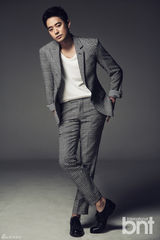 组图：韩星千正明拍时尚写真 尽显成熟魅力