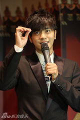 幻灯图：罗志祥揭秘新专辑 自嘲是男版LADYGAGA