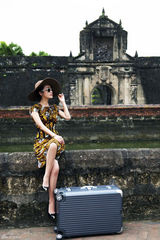 组图：秦海璐复古唯美写真 优雅造型风情万种