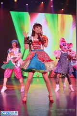 组图：中川翔子生日演出不提前男友称要向前看