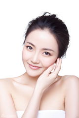 组图：吴思凡夏日写真模样清纯可爱