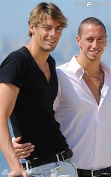 组图：法国泳坛美男展现性感运动魅力