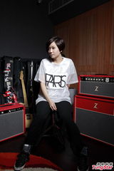 组图：卢凯彤感激黄耀明鼓励 个唱创新视觉效果