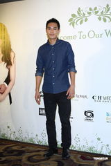 组图：路嘉怡婚宴群星道贺 张震任伴郎