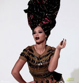 高清图：碧昂斯拍非洲灵感大片 狂野造型显大气