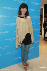 组图：吕慧仪大秀香肩美腿 杨洛婷陈君宜同场