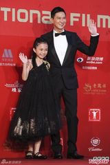 组图：大叔配萝莉电影抢市场 萌妹许雅涵拔头筹