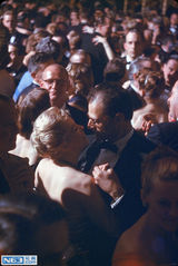 组图：梦露与前夫米勒罕见写真 林中娇憨小女人