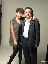 组图：郑欣宜即将推首张大碟 邀亲友见证“大日子”